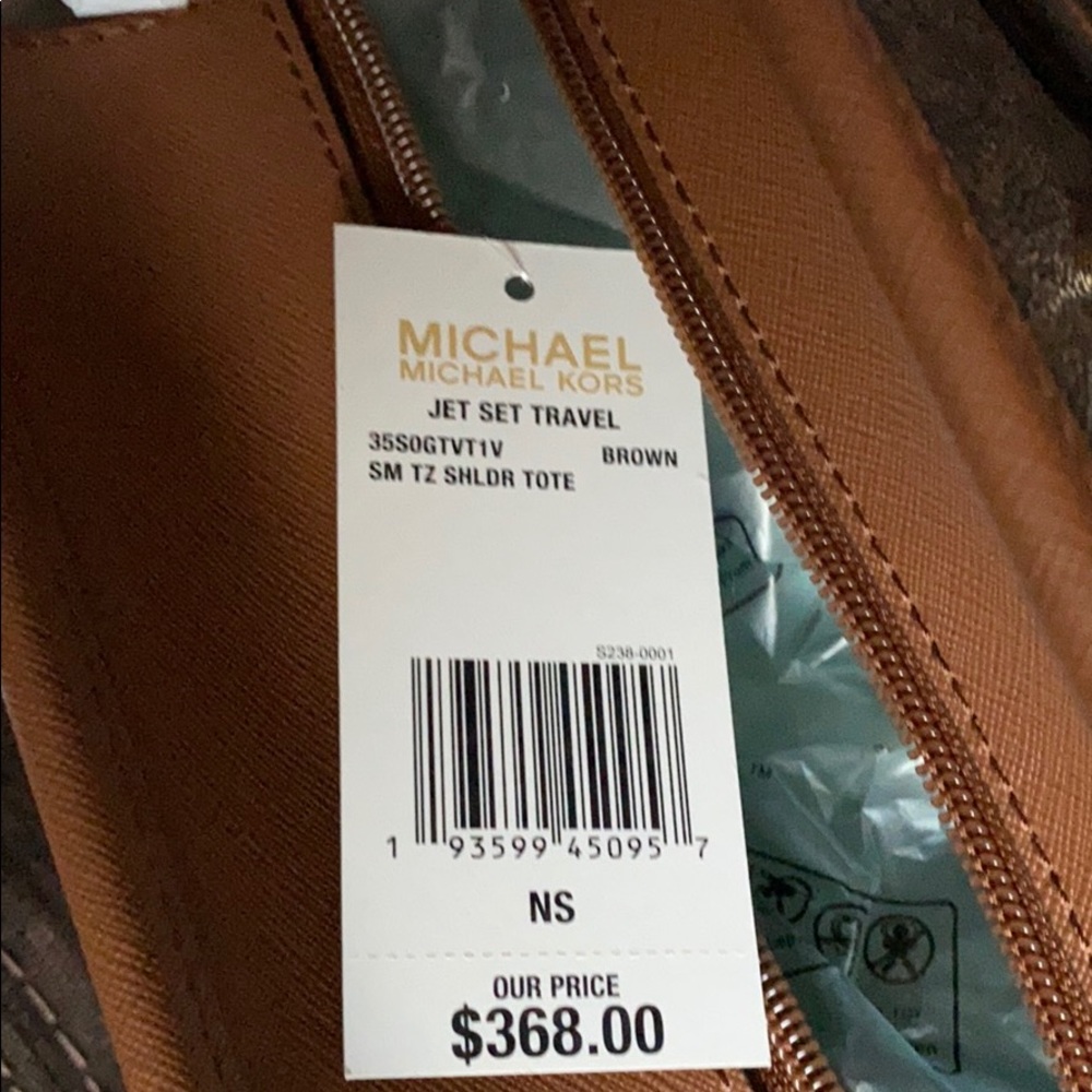 Michael MK JET SET Travel Lg. Signature Tote - Picture 6 of 12